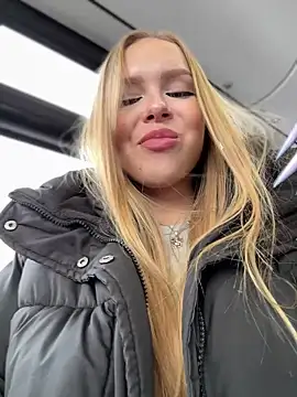 Snapshot of mur_girl chatting on February 2025 09:35:02 AM mur girl online show from February 2025 09:35:02 AM