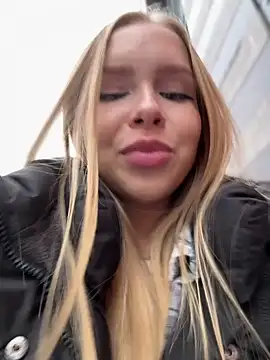 Snapshot of mur_girl chatting on February 2025 12:39:02 PM mur girl online show from February 2025 12:39:02 PM