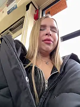 Snapshot of mur_girl chatting on March 2025 12:34:01 PM mur girl online show from March 2025 12:34:01 PM