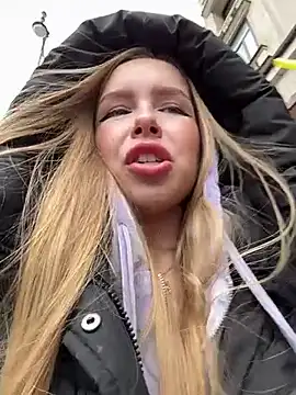 Snapshot of mur_girl chatting on March 2025 08:33:02 AM mur girl online show from March 2025 08:33:02 AM