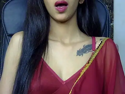 MAAYRA 09 online show from March 2025 03:15:02 PM