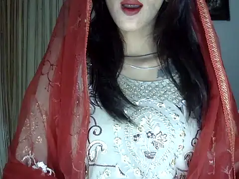 MAAYRA 09 online show from September 2025 01:05:02 PM