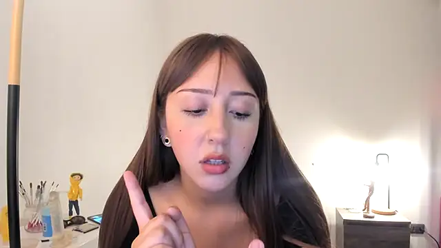 Snapshot of HeyTati chatting on December 2024 12:24:01 AM HeyTati online show from December 2024 12:24:01 AM