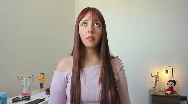 Snapshot of HeyTati chatting on January 2025 07:18:01 PM HeyTati online show from January 2025 07:18:01 PM