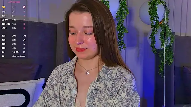 Snapshot of MichelleHaynes chatting on February 2025 08:58:02 PM MichelleHaynes online show from February 2025 08:58:02 PM