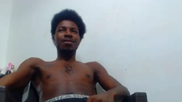 Snapshot of jaycolinss chatting on October 2025 07:03:02 PM jaycolinss online show from October 2025 07:03:02 PM