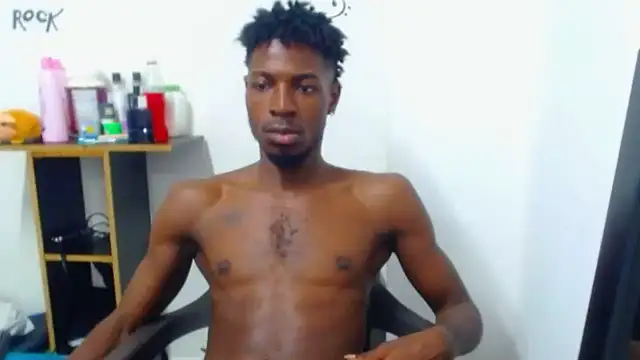 Snapshot of jaycolinss chatting on November 2025 08:35:02 PM jaycolinss online show from November 2025 08:35:02 PM