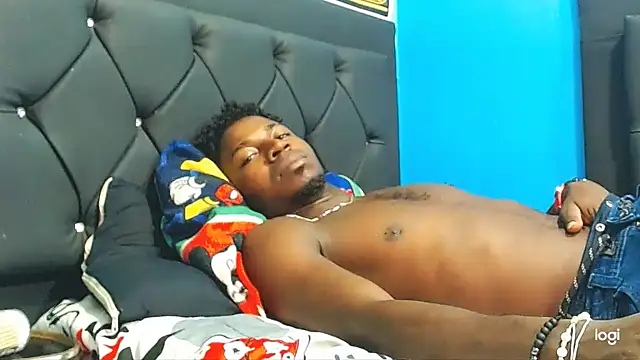 Snapshot of jaycolinss chatting on February 2026 03:10:01 PM jaycolinss online show from February 2026 03:10:01 PM