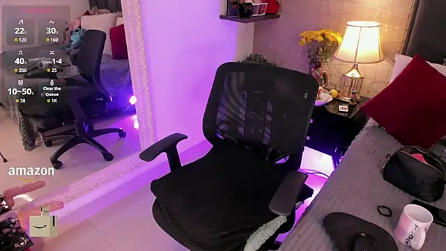 Mariana c1 online show from September 2025 03:37:02 PM