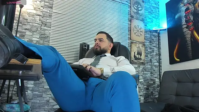 Ethan Castellano online show from July 2026 09:28:02 PM