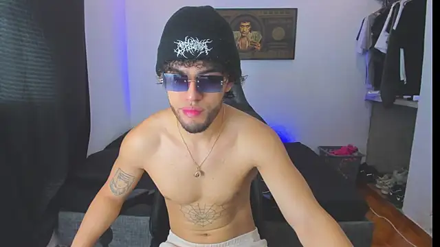 daddy jhons online show from October 2025 04:44:02 PM