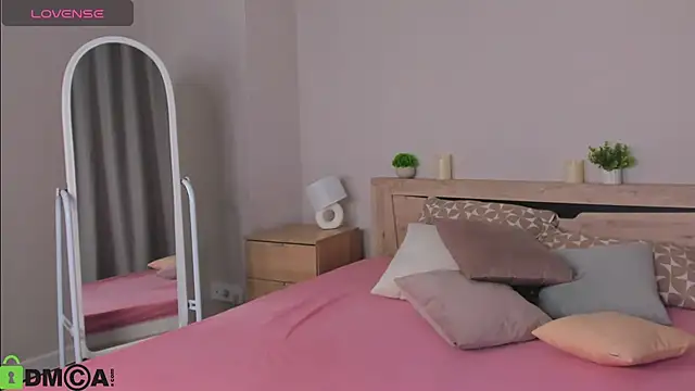 Cherry Price online show from January 2026 11:42:02 PM