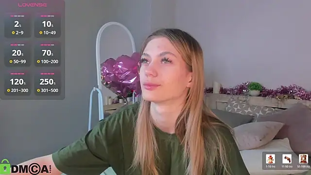 Snapshot of Cherry_Price chatting on February 2026 12:01:01 AM Cherry Price online show from February 2026 12:01:01 AM