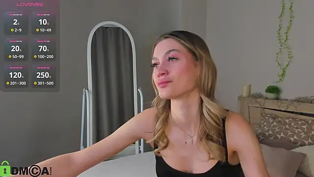 Snapshot of Cherry_Price chatting on March 2026 11:50:01 PM Cherry Price online show from March 2026 11:50:01 PM