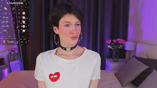 Snapshot of Kolette_Gray chatting on March 2025 08:27:01 AM Kolette Gray online show from March 2025 08:27:01 AM