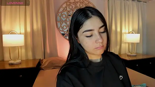 Belliinda 21 online show from May 2026 07:00:01 PM