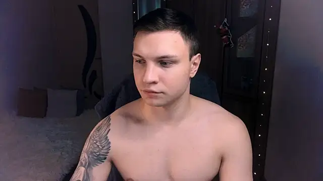 handsome guy01 online show from December 2024 09:13:02 PM