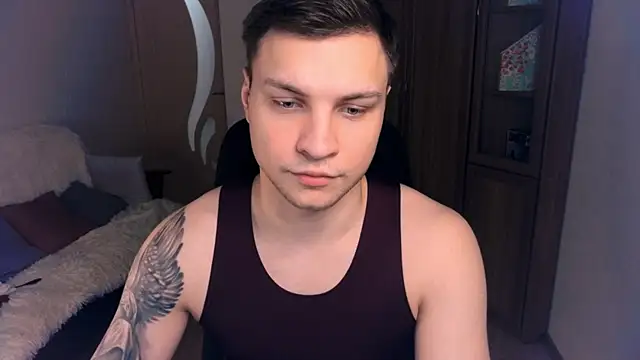 handsome guy01 online show from January 2025 07:37:01 PM