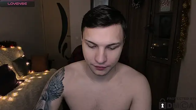 handsome guy01 online show from November 2025 02:25:01 AM