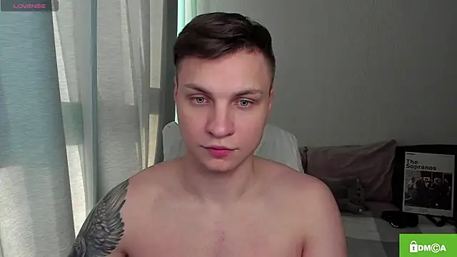 handsome guy01 online show from May 2026 03:50:02 PM