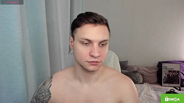 handsome guy01 online show from May 2026 12:00:02 PM