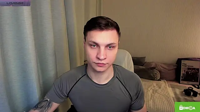 handsome guy01 online show from May 2026 07:43:02 PM