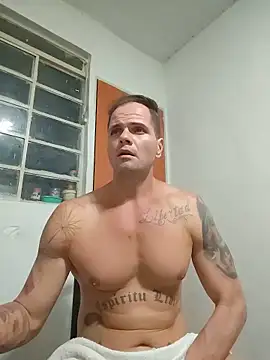 Giricotta online show from May 2026 03:02:01 AM