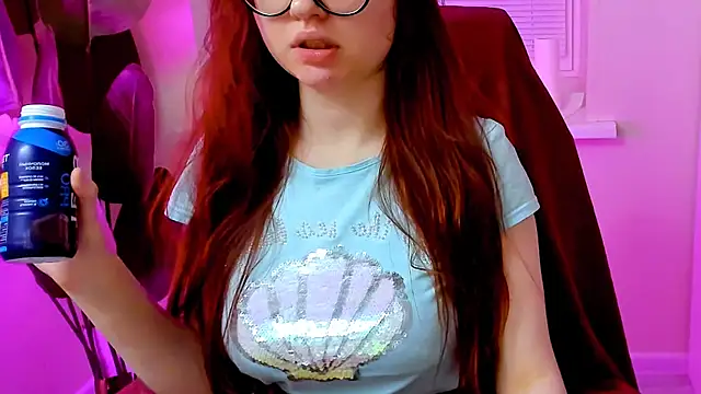 CarolGiggly online show from May 2026 11:51:02 AM