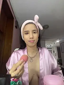 Praga Pink online show from March 2025 05:21:02 AM