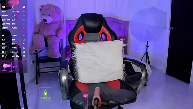 Snapshot of Sophia_hot_lover chatting on March 2025 10:56:02 AM Sophia hot lover online show from March 2025 10:56:02 AM