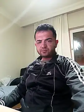 Snapshot of cshn001 chatting on December 2024 10:04:02 PM cshn001 online show from December 2024 10:04:02 PM