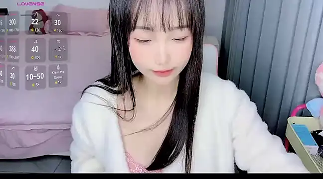 -Wendy   online show from February 2025 06:08:02 PM