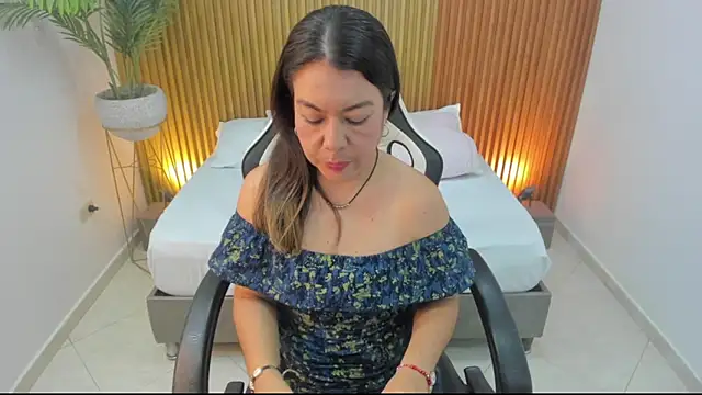 Snapshot of nahia_13 chatting on February 2025 12:01:02 PM nahia 13 online show from February 2025 12:01:02 PM