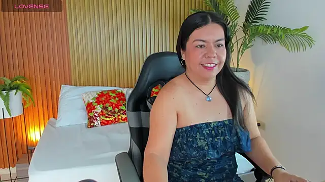 Snapshot of nahia_13 chatting on December 2025 12:10:01 PM nahia 13 online show from December 2025 12:10:01 PM