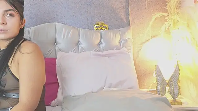 GABYTAYLOR  online show from April 2026 01:41:01 PM