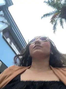 Kay LustyWife online show from February 2025 10:00:01 PM