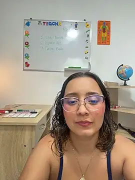 Snapshot of Kay_LustyWife chatting on May 2026 12:06:02 AM Kay LustyWife online show from May 2026 12:06:02 AM