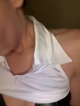 SweetSolez online show from April 2026 09:31:02 PM