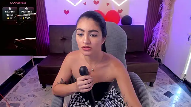 Snapshot of lunaalynch chatting on March 2026 07:17:01 PM lunaalynch online show from March 2026 07:17:01 PM