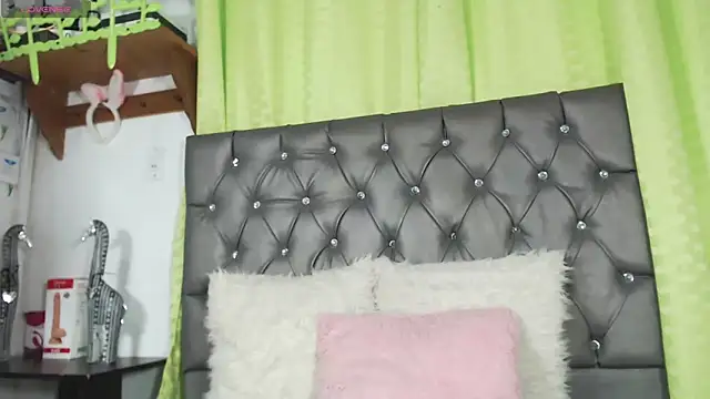 Snapshot of catalina_Ada chatting on January 2025 04:26:01 PM catalina Ada online show from January 2025 04:26:01 PM