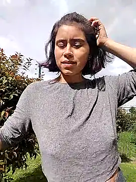 Alexandra 65 online show from February 2026 02:02:02 PM