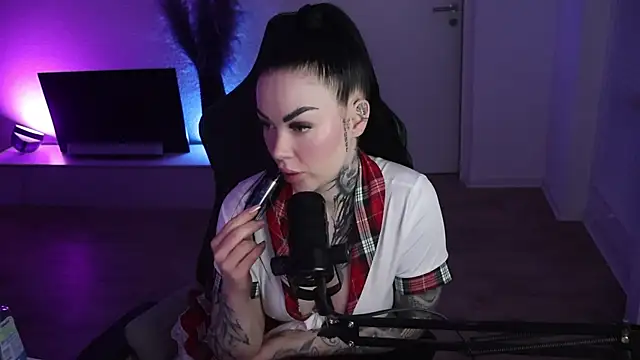 Snapshot of PalinaPr chatting on February 2025 11:31:01 PM PalinaPr online show from February 2025 11:31:01 PM