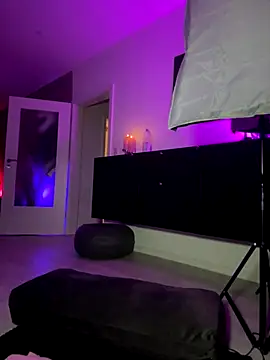 Snapshot of PalinaPr chatting on December 2025 03:29:01 PM PalinaPr online show from December 2025 03:29:01 PM