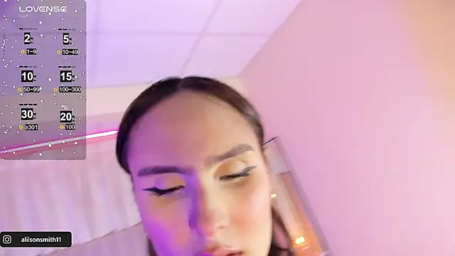 Aliison Smith online show from March 2025 05:11:02 AM