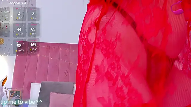 Mayzzie online show from February 2025 09:09:01 PM