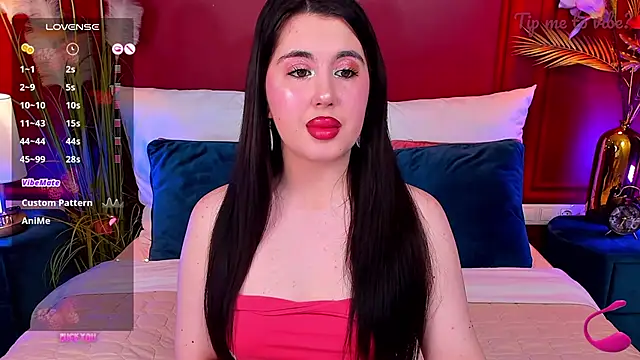 Mayzzie online show from April 2026 07:09:01 PM