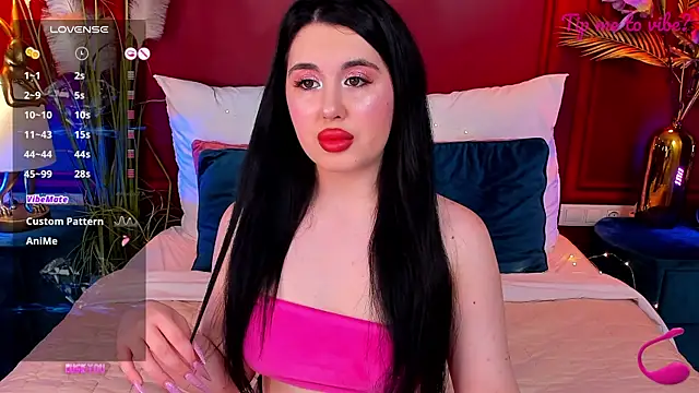 Mayzzie online show from May 2026 07:19:02 PM