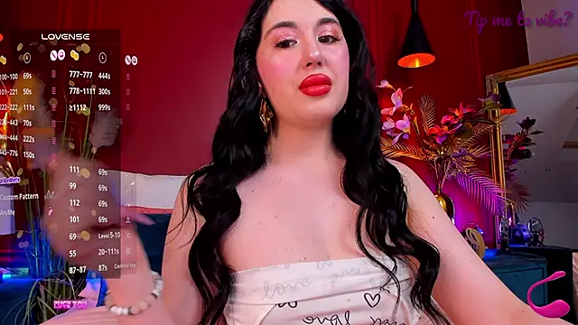 Mayzzie online show from May 2026 07:22:02 PM