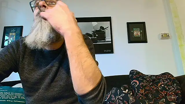 Snapshot of Kingsscepter chatting on January 2026 01:59:01 PM Kingsscepter online show from January 2026 01:59:01 PM