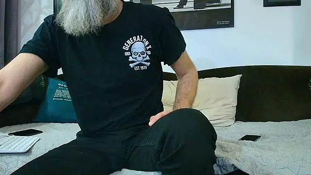 Snapshot of Kingsscepter chatting on February 2026 05:29:01 PM Kingsscepter online show from February 2026 05:29:01 PM